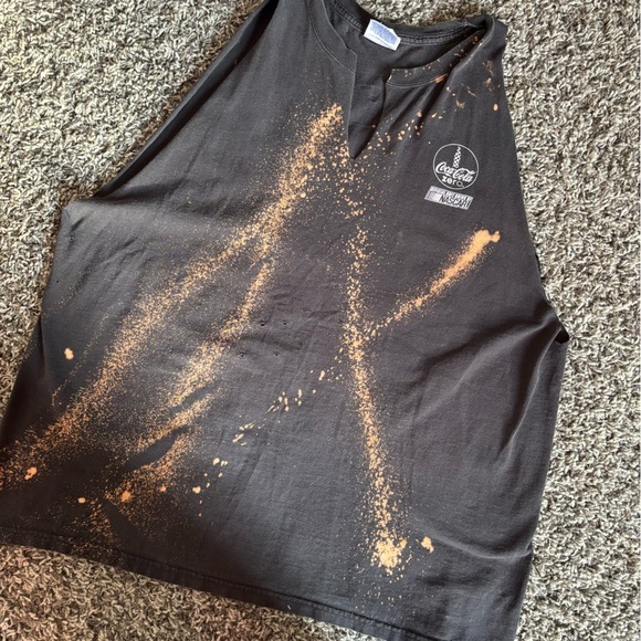 “Upcycled Vintage Coca-Cola T-Shirt - Black | Classic Retro Refresh” - Picture 2 of 5